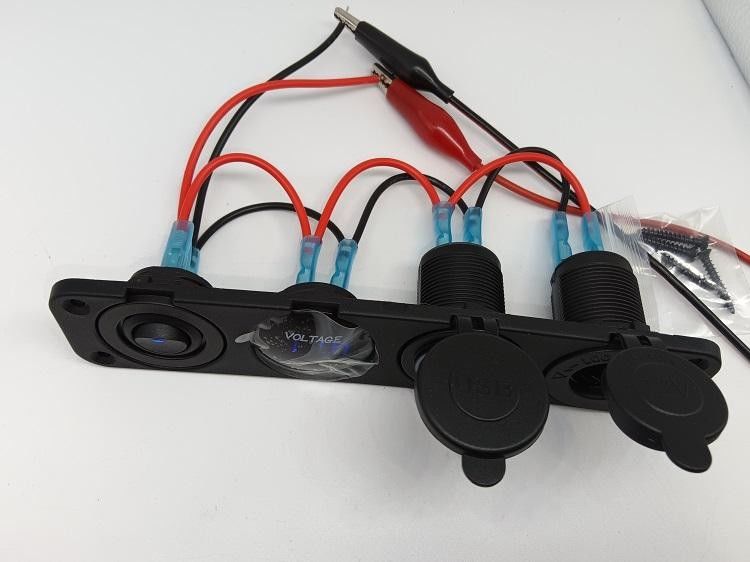 4 σε 1 Αυτοκινητοβιομηχανικό Voltmeter Διπλό USB 12V Αυτοκινητοκινητοκινητοκινητήρα αναπτήρα τάσης Μετρητή με διακόπτη